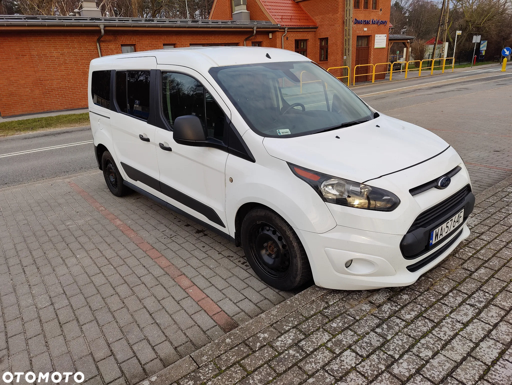 Ford Transit Connect - 4