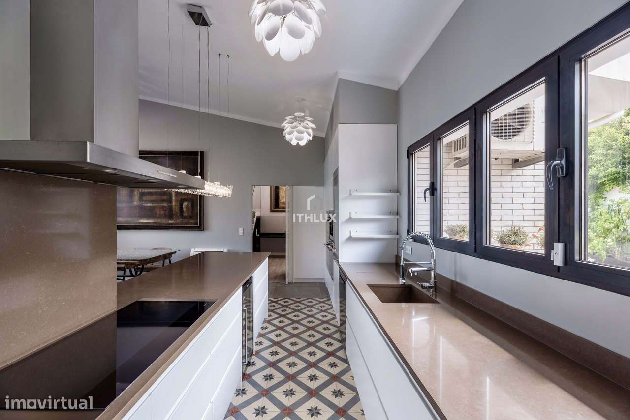 Moradia T3+1 em Birre, Cascais — Elegância, Conforto e Privacidade num-6