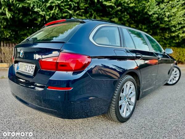 BMW Seria 5 520i Touring Luxury Line - 4