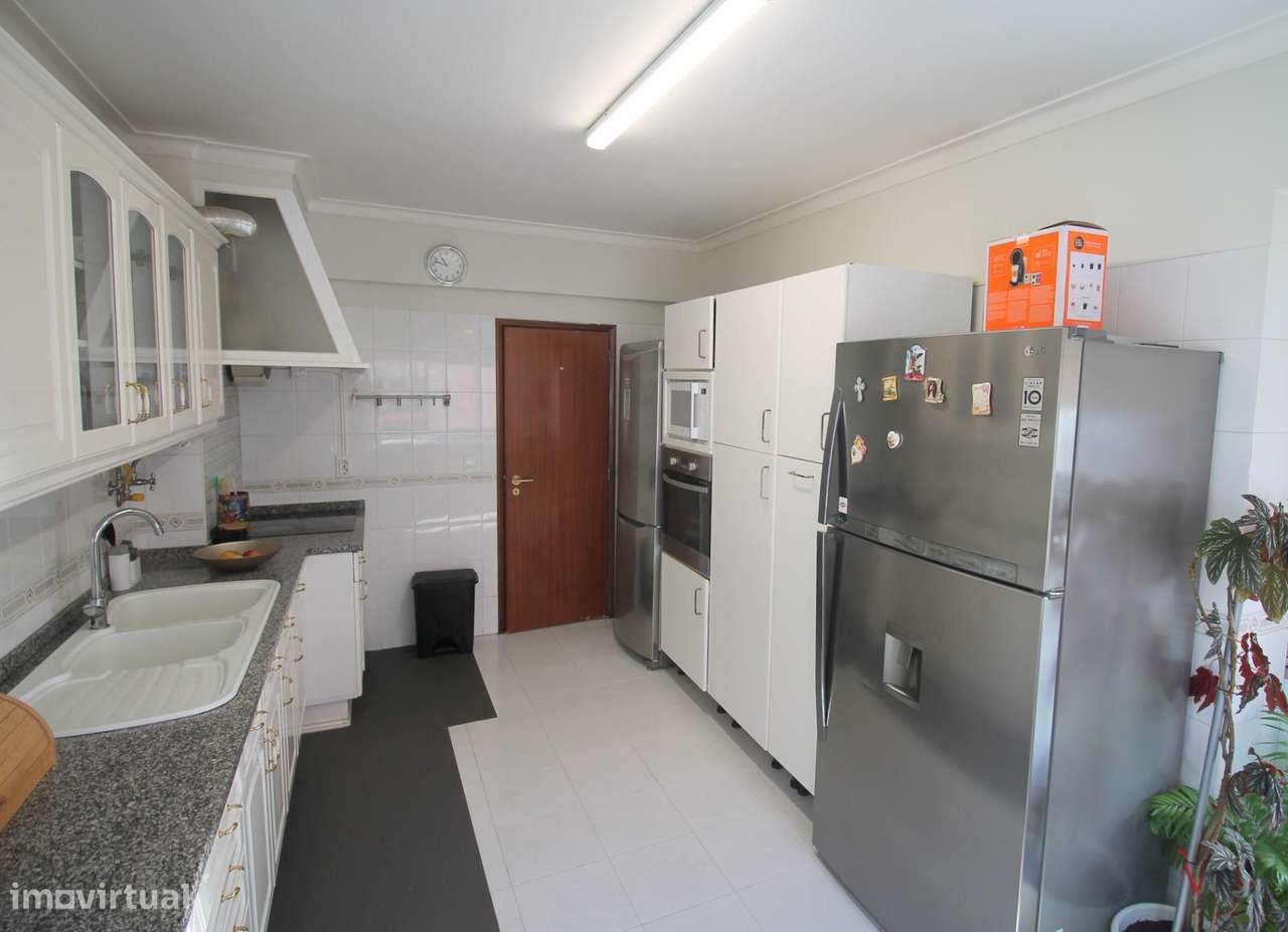 Apartamento T3 Vale Flores Mem Martins-6