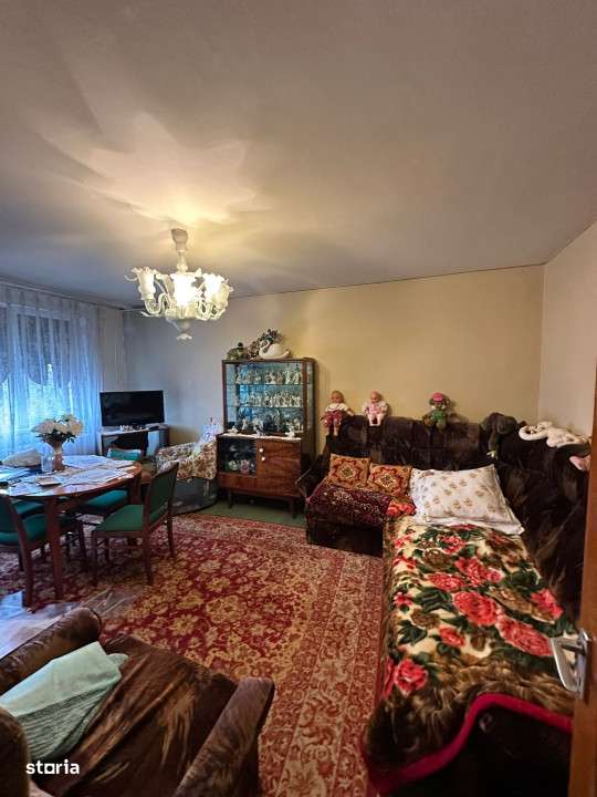 Apartament de vanzare - Bulevardul 1 Decembrie 1918 - Bloc anvelopat-0