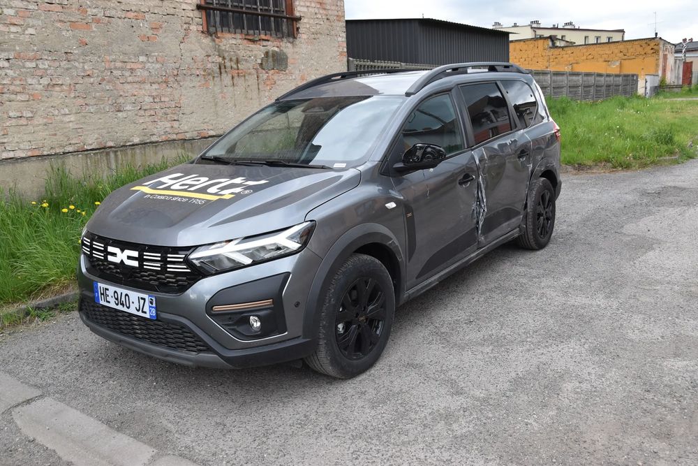 Dacia Jogger 1.6 Full Hybrid 140 Expression MMT 7os 2025
