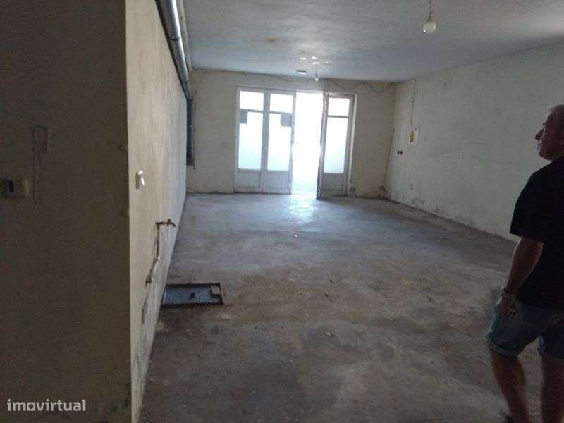 Arrendo Loja em Oliveira - Grande imagem: 4/12