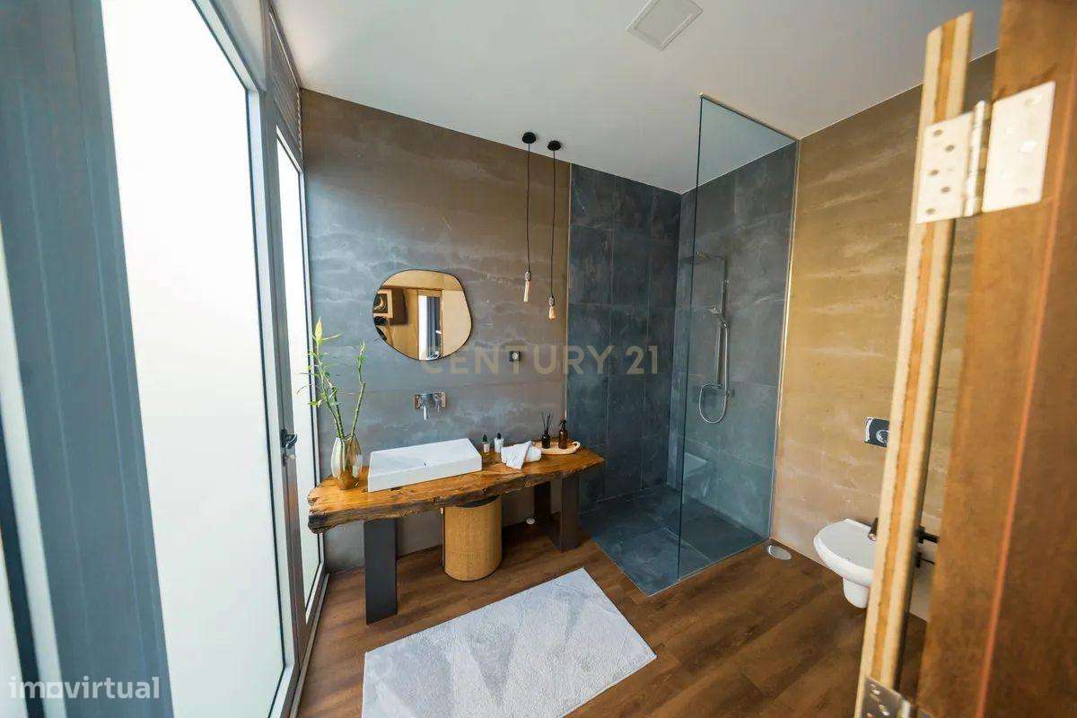 Moradia T3 de Luxo com Design e Personalidade - Monte / Funchal-27