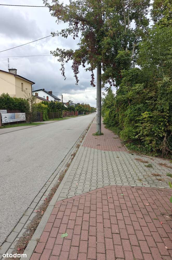 Działka o bardzo dobrym położeniu • blisko przedszkola i parku • 1232m-2