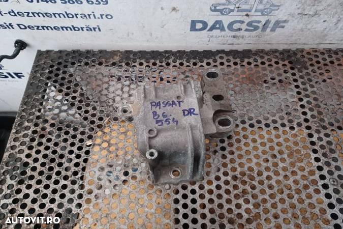 Suport motor stanga Volkswagen VW Passat B6  [din 2005 pana  2010] seria Sedan 4-usi 2.0 TDI MT (14 - 1