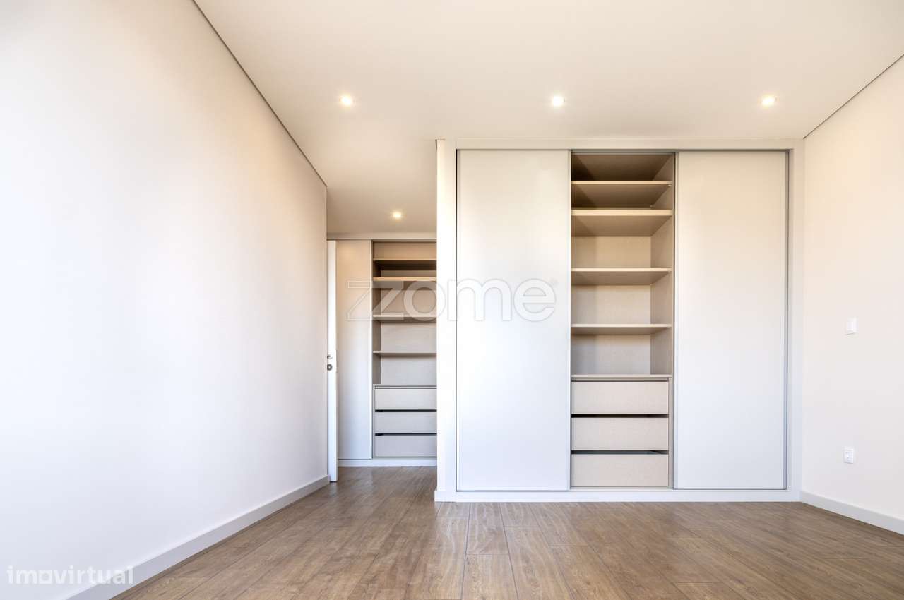 T3 novo, pronto a habitar junto a Rotunda da Boavista - Grande imagem: 1/38