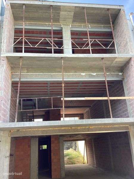 Moradia em banda Lamaçães - Grande imagem: 4/12