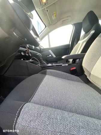 Citroën C4 1.2 PureTech Feel S&S - 8