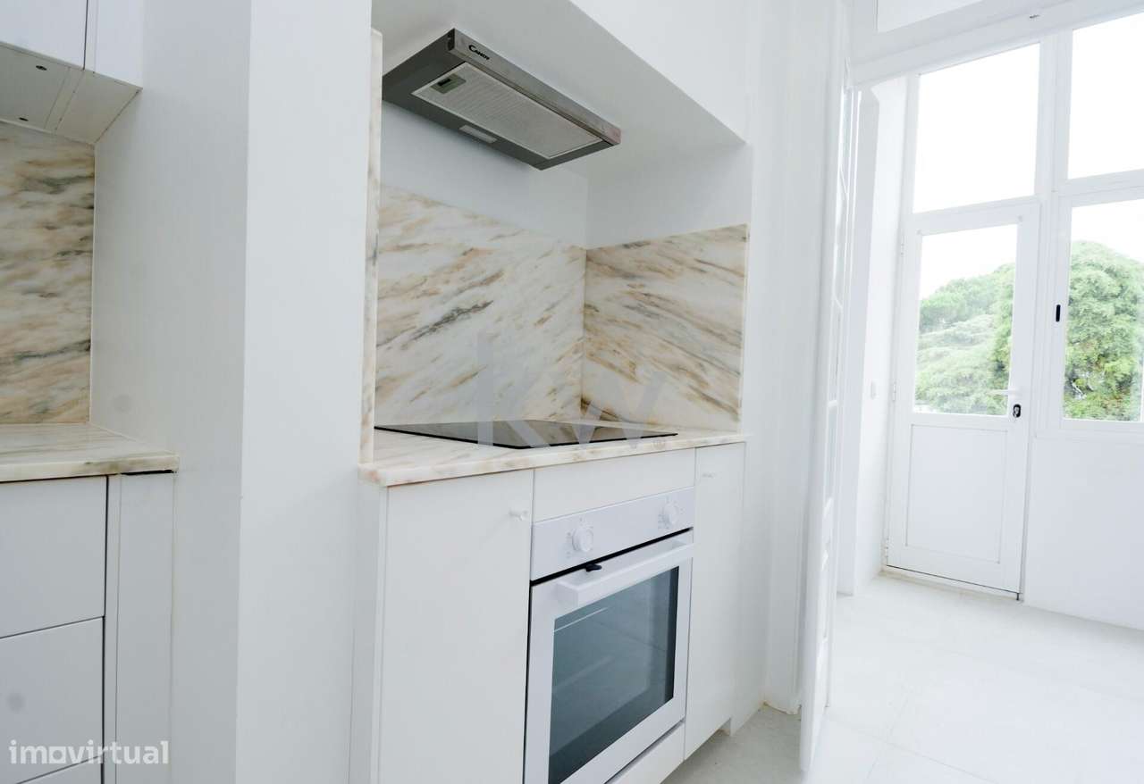 Apartamento totalmente renovado nas Avenidas Novas - Grande imagem: 4/40