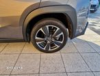 Lexus UX 200 - 11