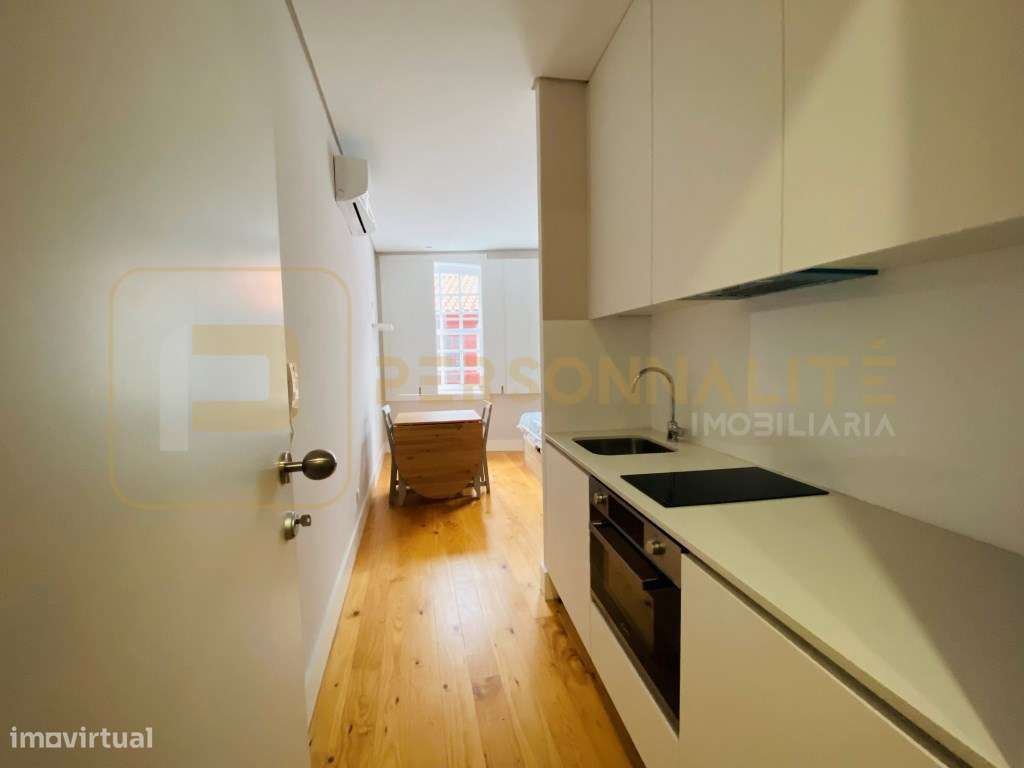 Estudio / T0 Mobilado - centro - Grande imagem: 2/9