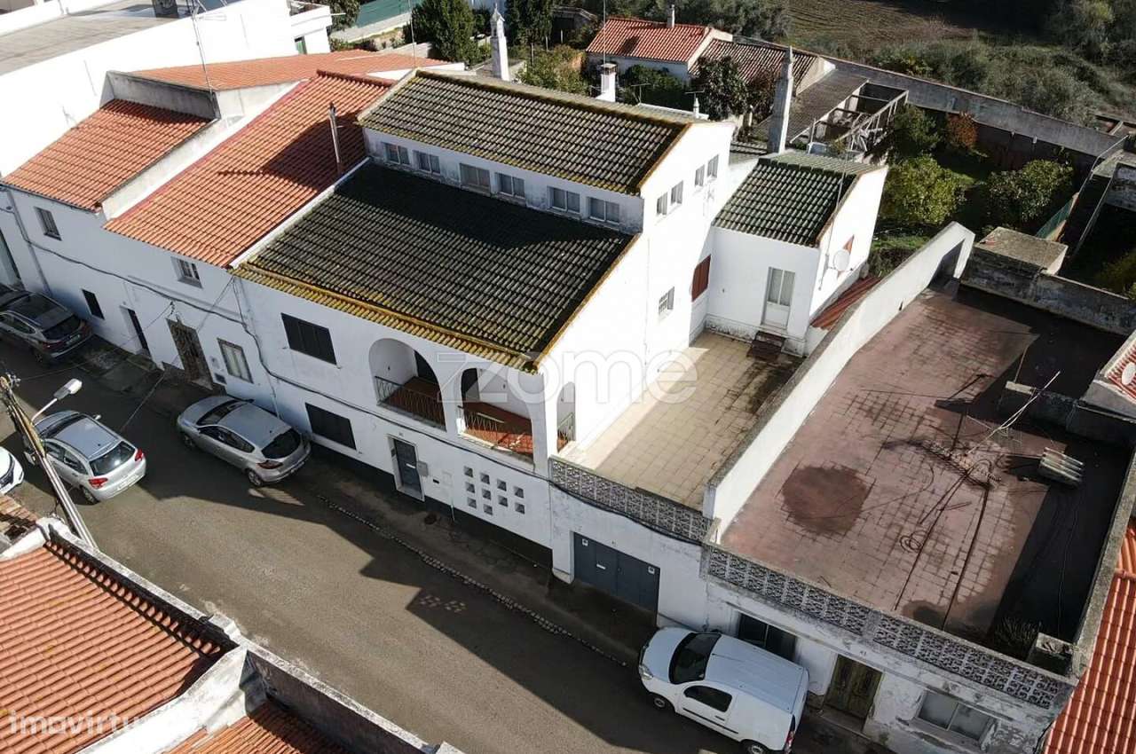 Moradia V6 em São Marcos da Serra c/ Garagem e Quintal - Grande imagem: 3/60