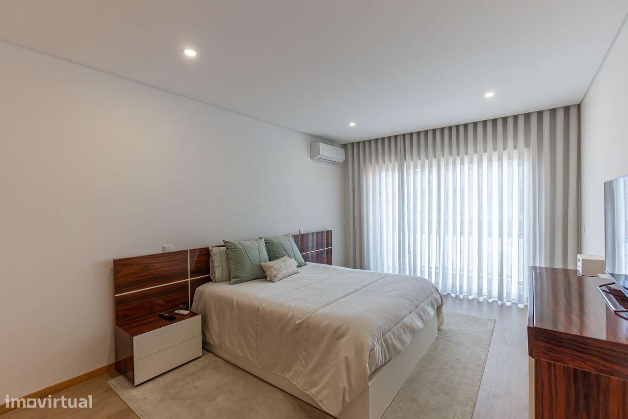 Moradia T3 em Lousada | Terraço e Garagem-14