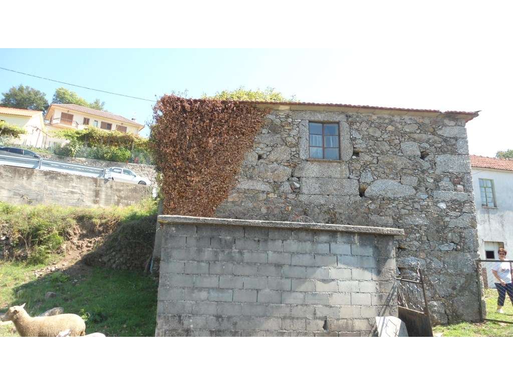 Moradia habitável em Paredes de Coura - Grande imagem: 4/30
