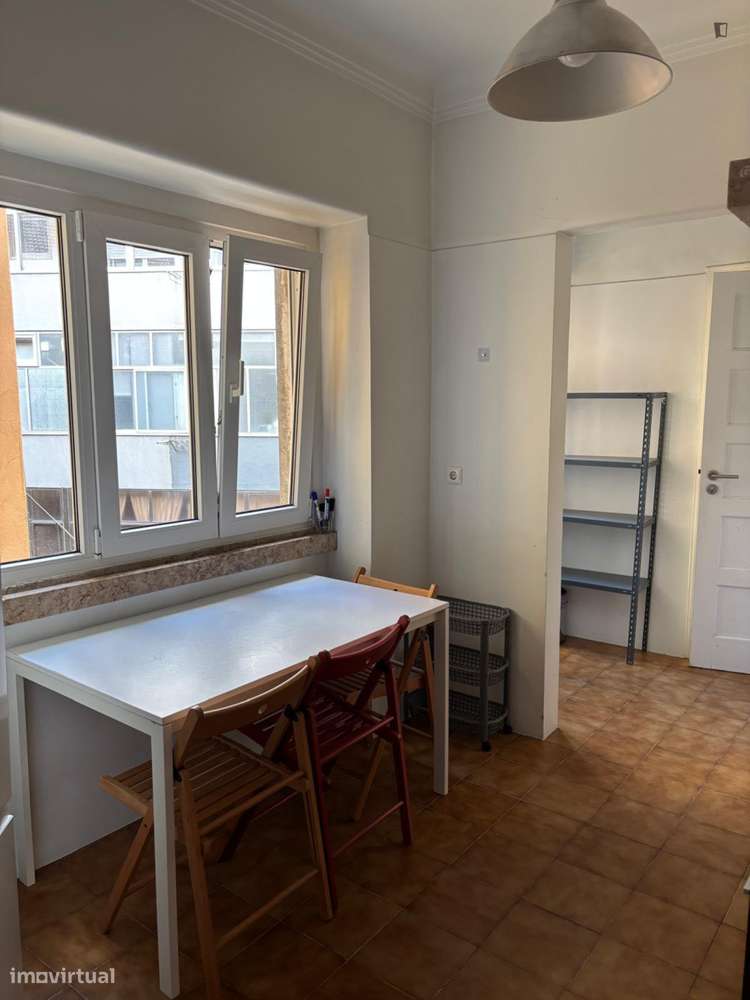 Quarto - localizado em Arroios Lisbon - Grande imagem: 5/10
