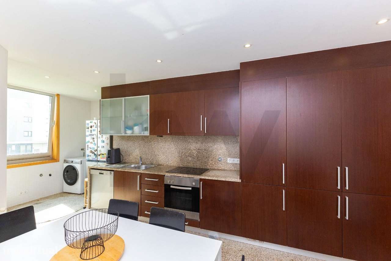 Apartamento T4 com garagem em Mourões, Póvoa de Varzim-11