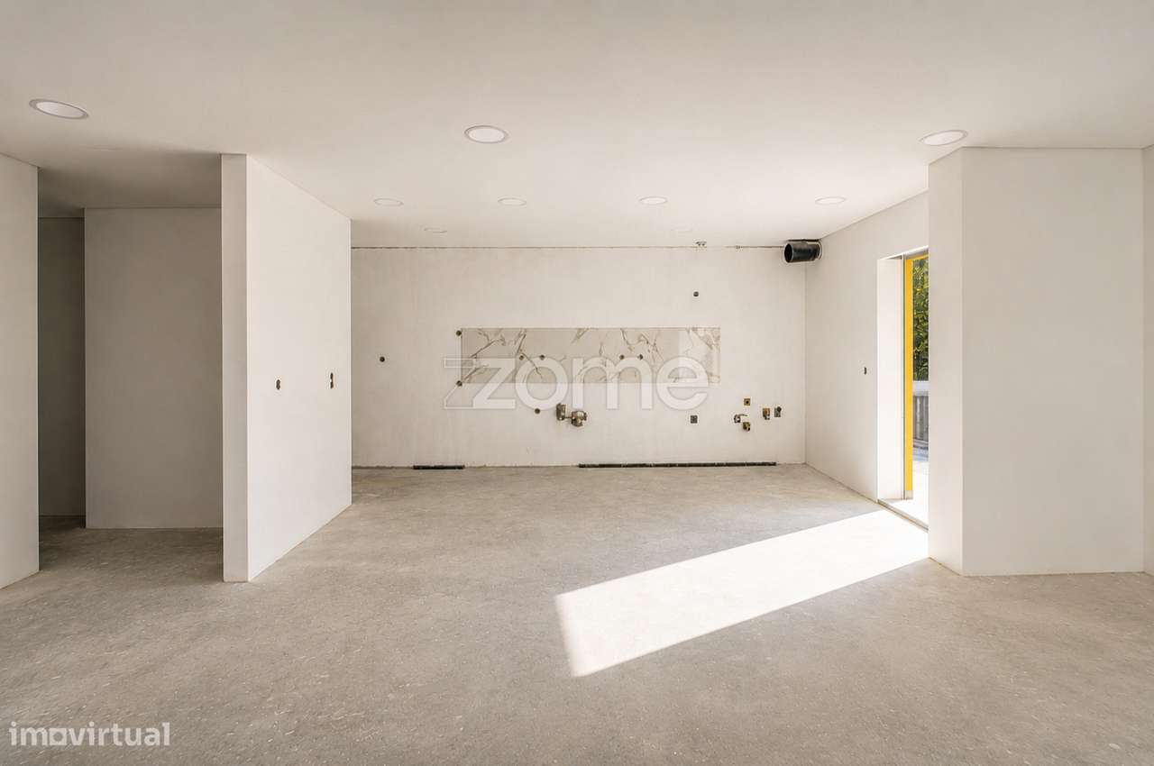 T3 Novo | Quinta da Flamenga | Vialonga | 3º andar | Suite e Garagem-4