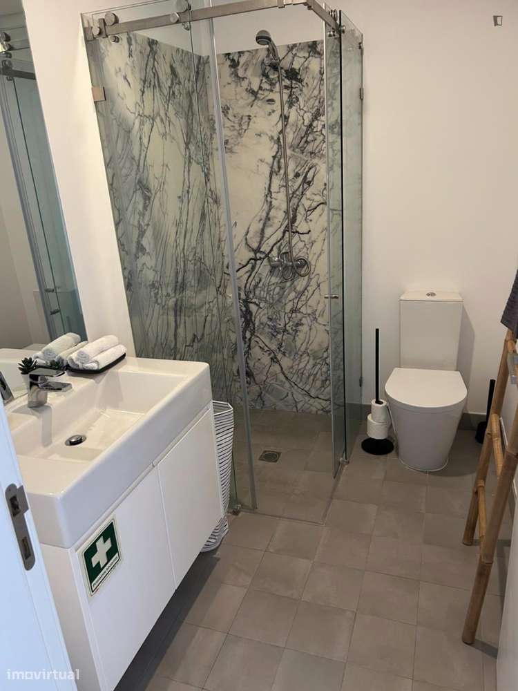 Apartamento com 1 quartos - localizado em Ajuda Lisbon - Grande imagem: 2/8