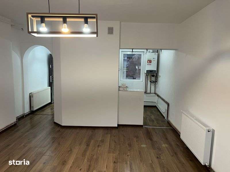 Inchiriez Garsoniera in centru Pucioasa ! - Imagine principală: 4/6