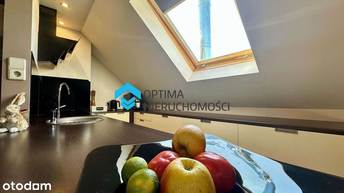 Przytulne mieszkanie z wiatą garażową-5