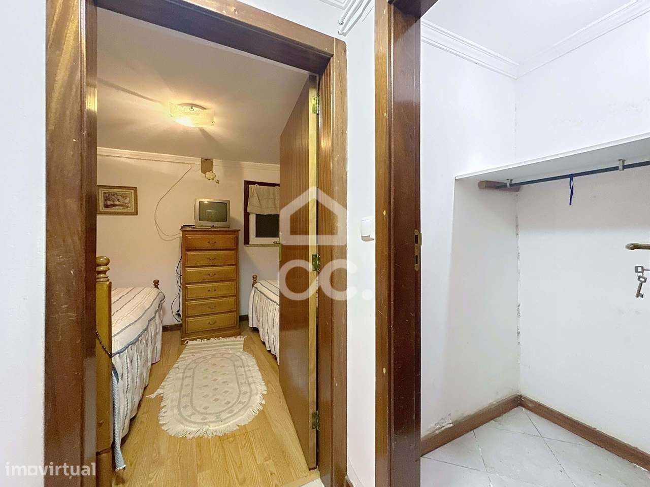 Oportunidade de Investimento: Moradia com viabilidade para 4 Unidades-22