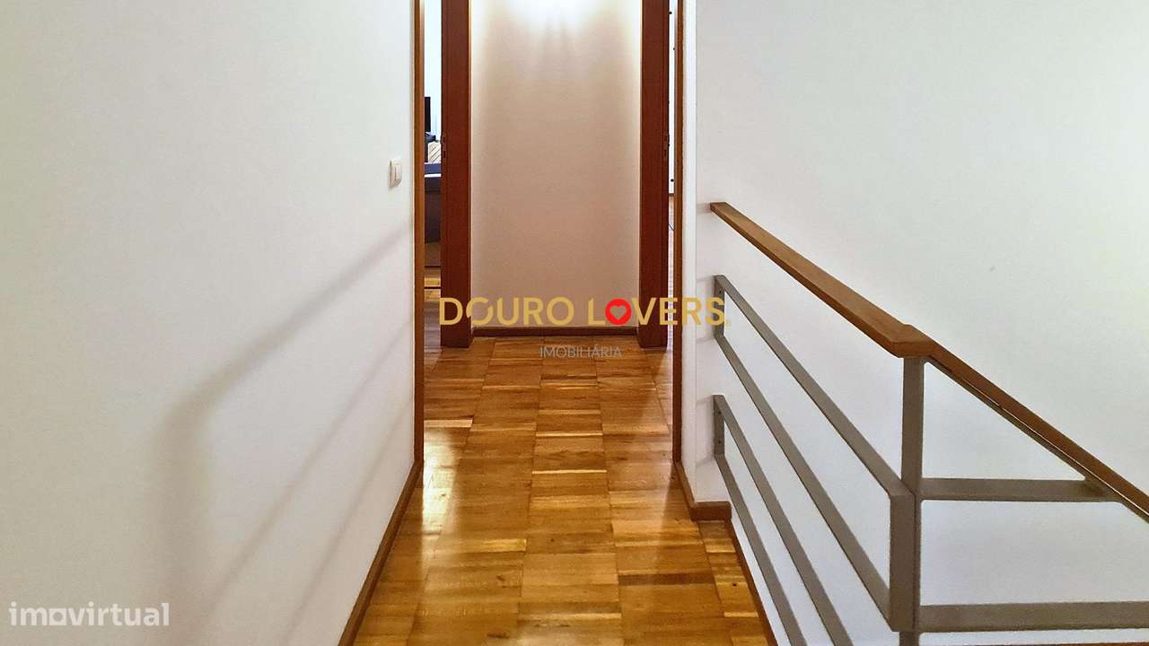 T2 Duplex com garagem e arrumos junto ao NorteShopping-25