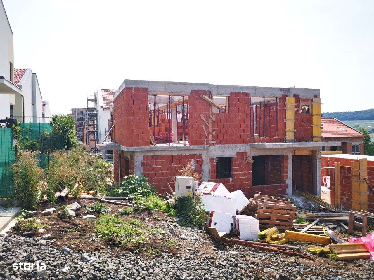 Apartamente in Case insiruite de 5 camere cu gradina si loc de parcare-6