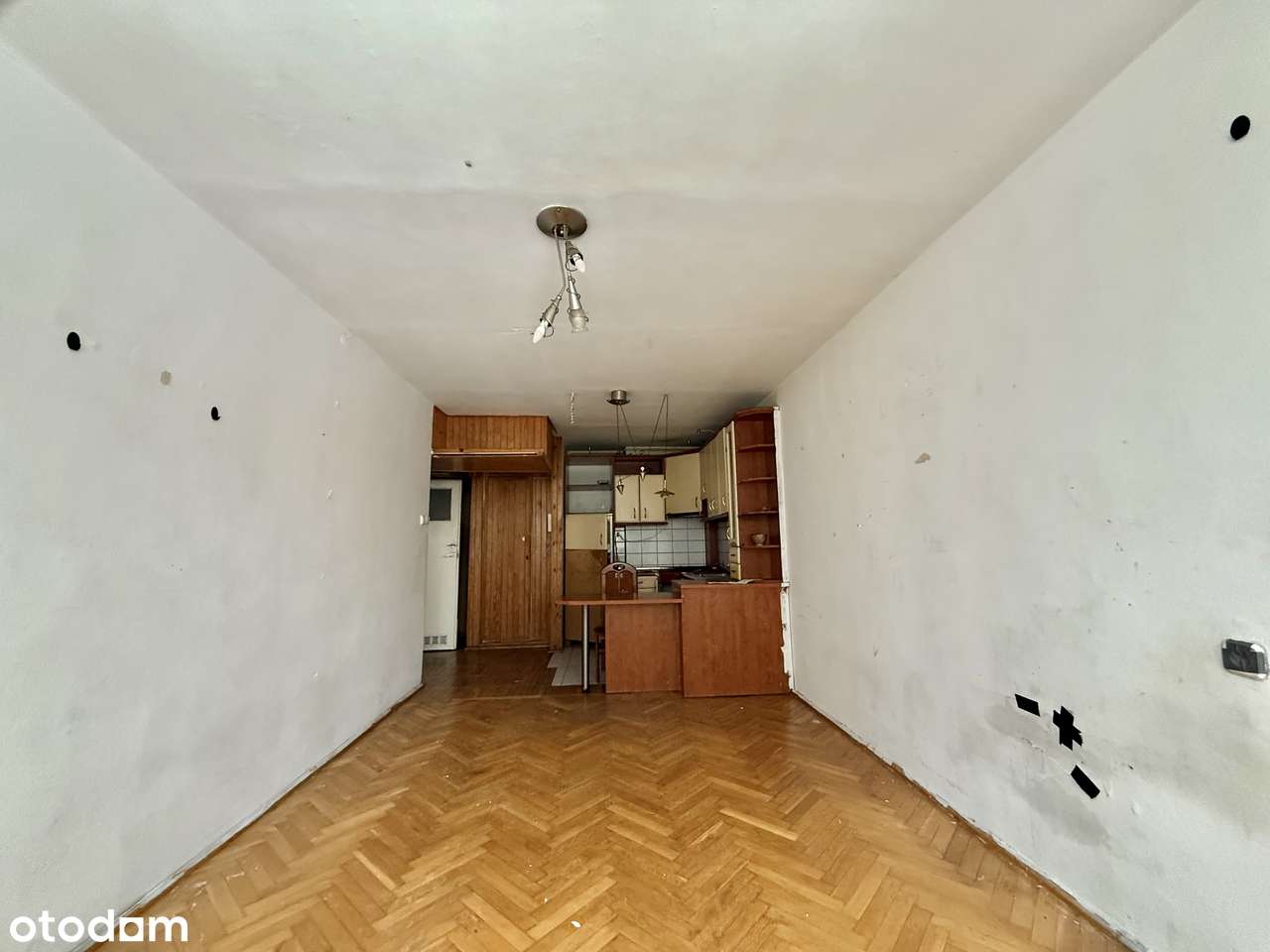 Okazja w Centrum Warszawy 2 pokoje blisko Metra.-1