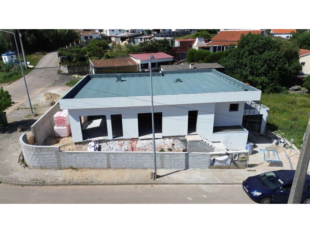 Moradia T3 NOVA estilo CONTEMPORÂNEO-5