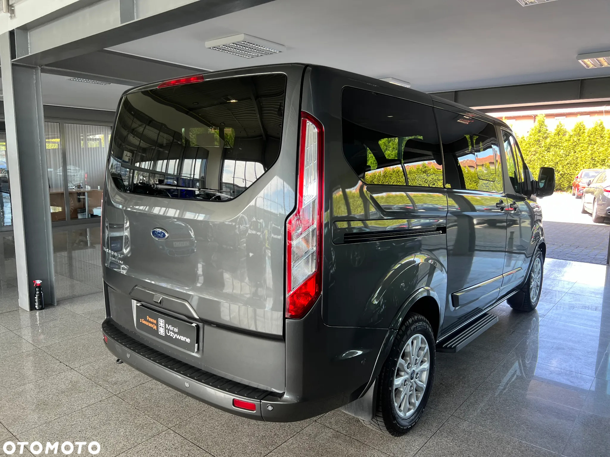 Ford Tourneo Custom 2.0 EcoBlue L1 Titanium X - 14