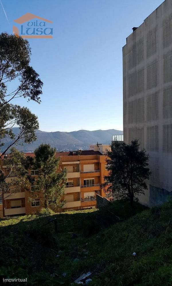 Terreno para Construção em Altura á Estrada D. Miguel - Grande imagem: 2/4