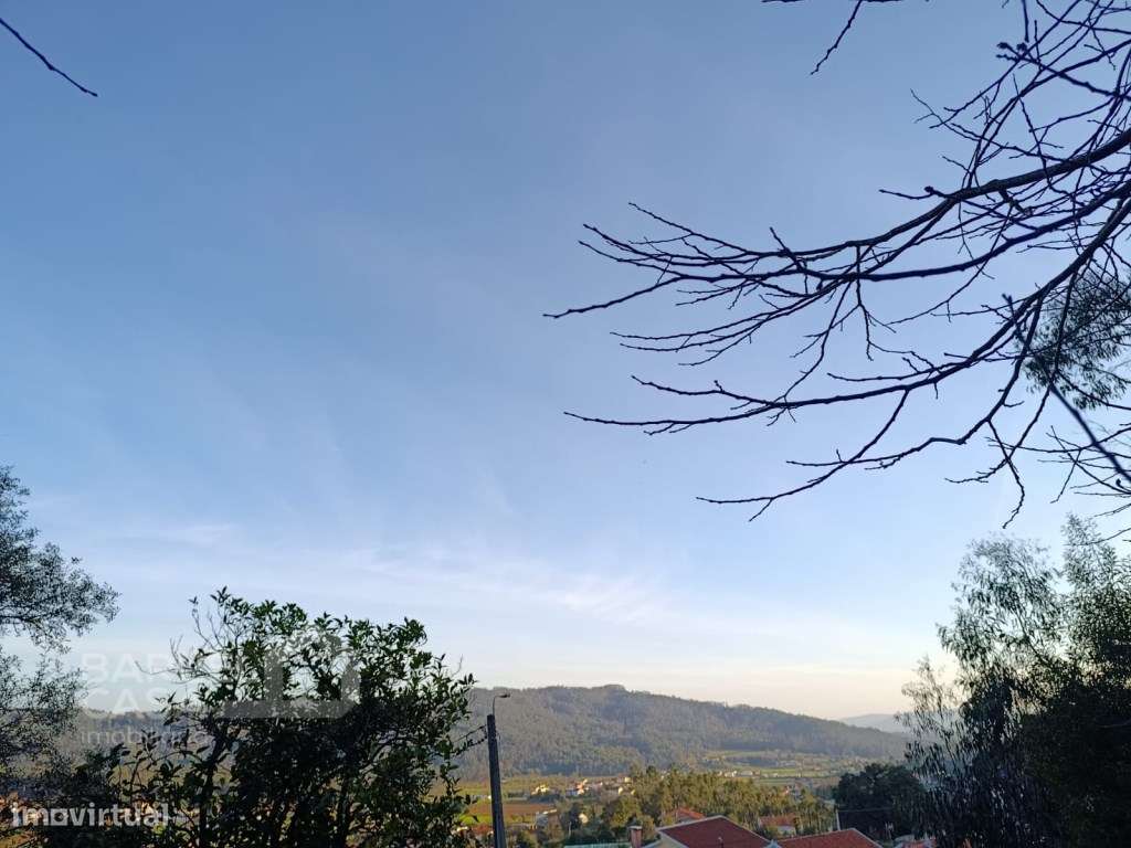 Casa de 48m2 para recuperar, com terreno de construção em Alheira -...-6