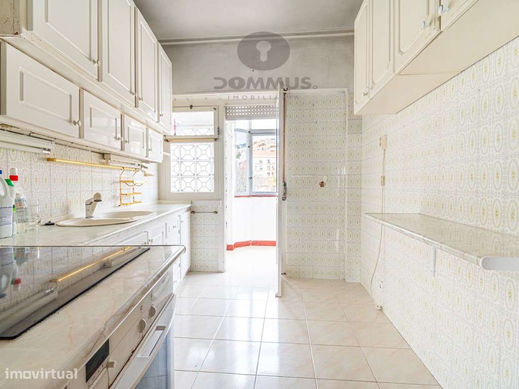 Apartamento T3 em Cruz Quebrada | Vista Rio-13