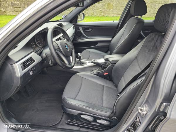 BMW 320 d DPF Touring Edition Exclusive - 15