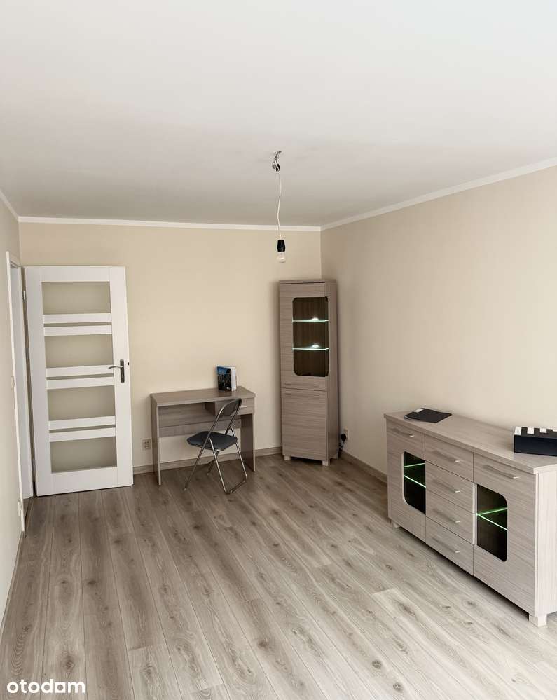 Do sprzedania mieszkanie, ścisłe centrum, niski czynsz - Pełny obrazek: 5/14