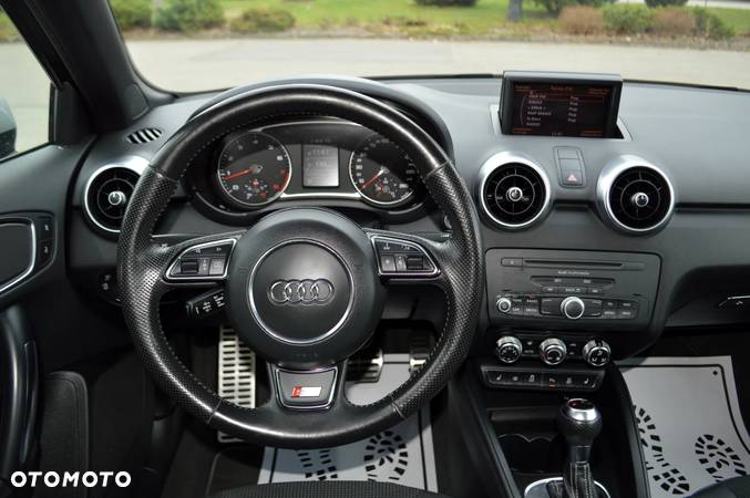 Audi A1 1.4 TFSI S tronic S line Sportpaket - 15