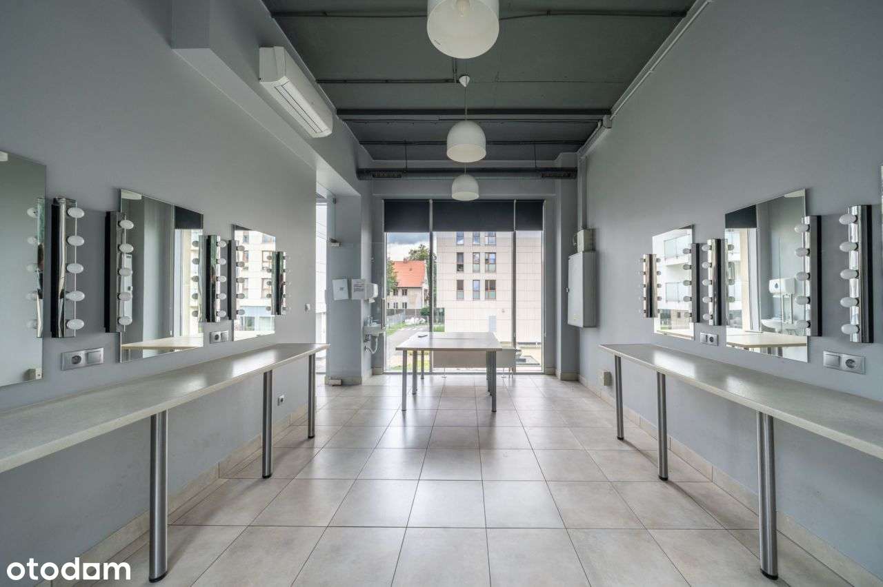 Reprezentacyjne biuro,gabinety,kancelaria.Inne usł-5