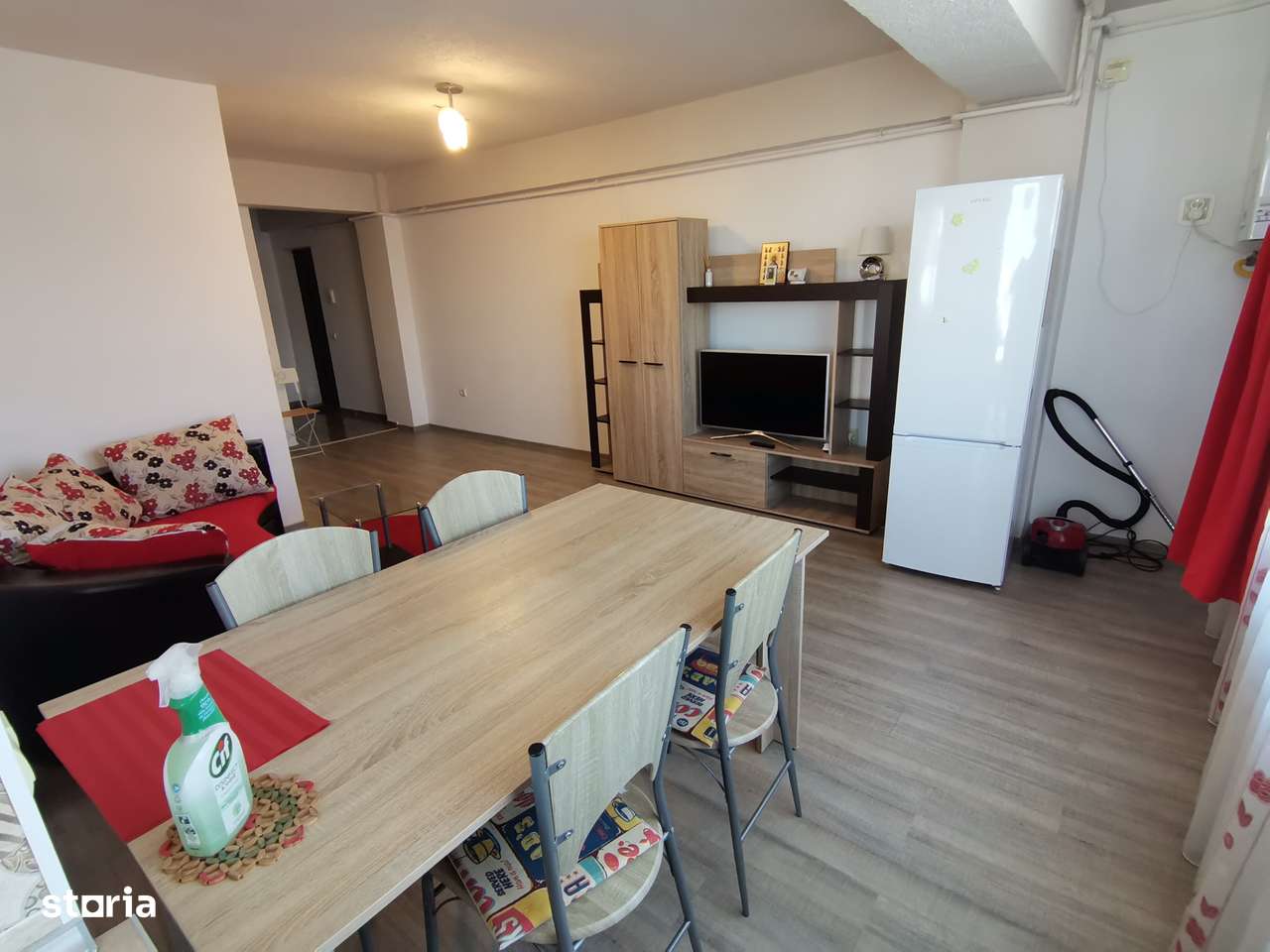 VAND apartament 3 camere,recent renovat, zona Kaufland-2