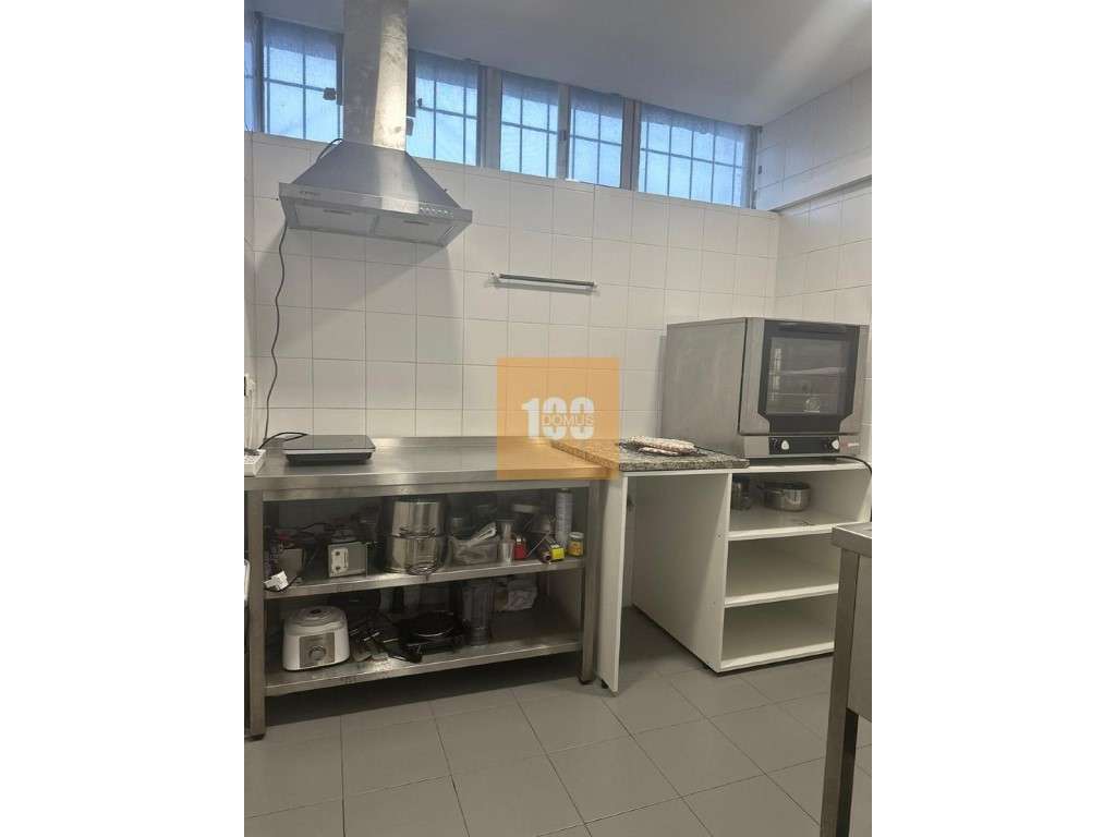 Loja na Senhora da Hora - Grande imagem: 5/22