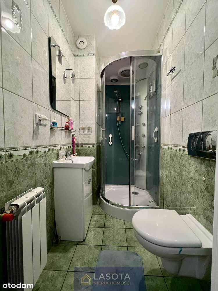 Dwa domy na działce 2525 m² - Idealna Inwestycja z podziałem-5