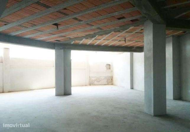 Loja Gaveto junto Circunvalação-S.Mamede - Grande imagem: 5/7