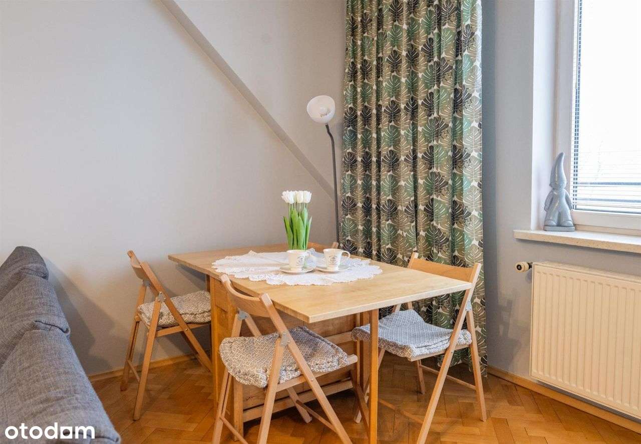 Duża kawalerka w dzielnicy Pogórz-3