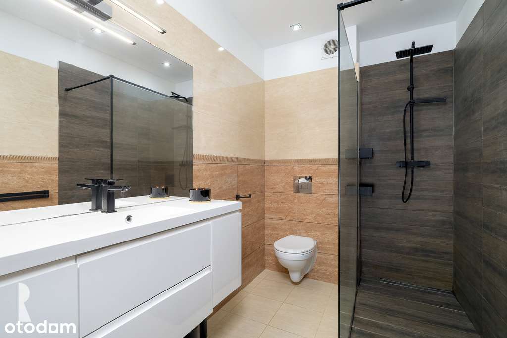 Komfortowy dom w zabudowie szeregowej z ogrodem-12