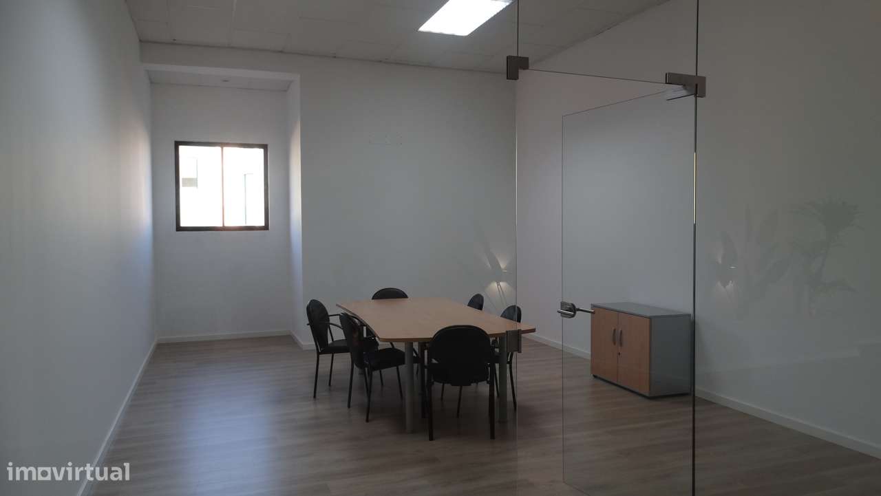 Escritório  Venda em Mina de Água,Amadora-4