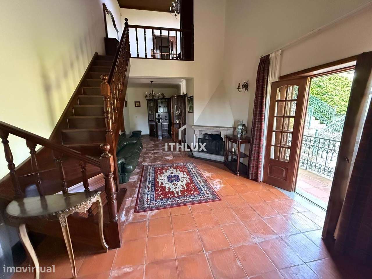 Moradia T5 com jardim espetacular em Esposende-13