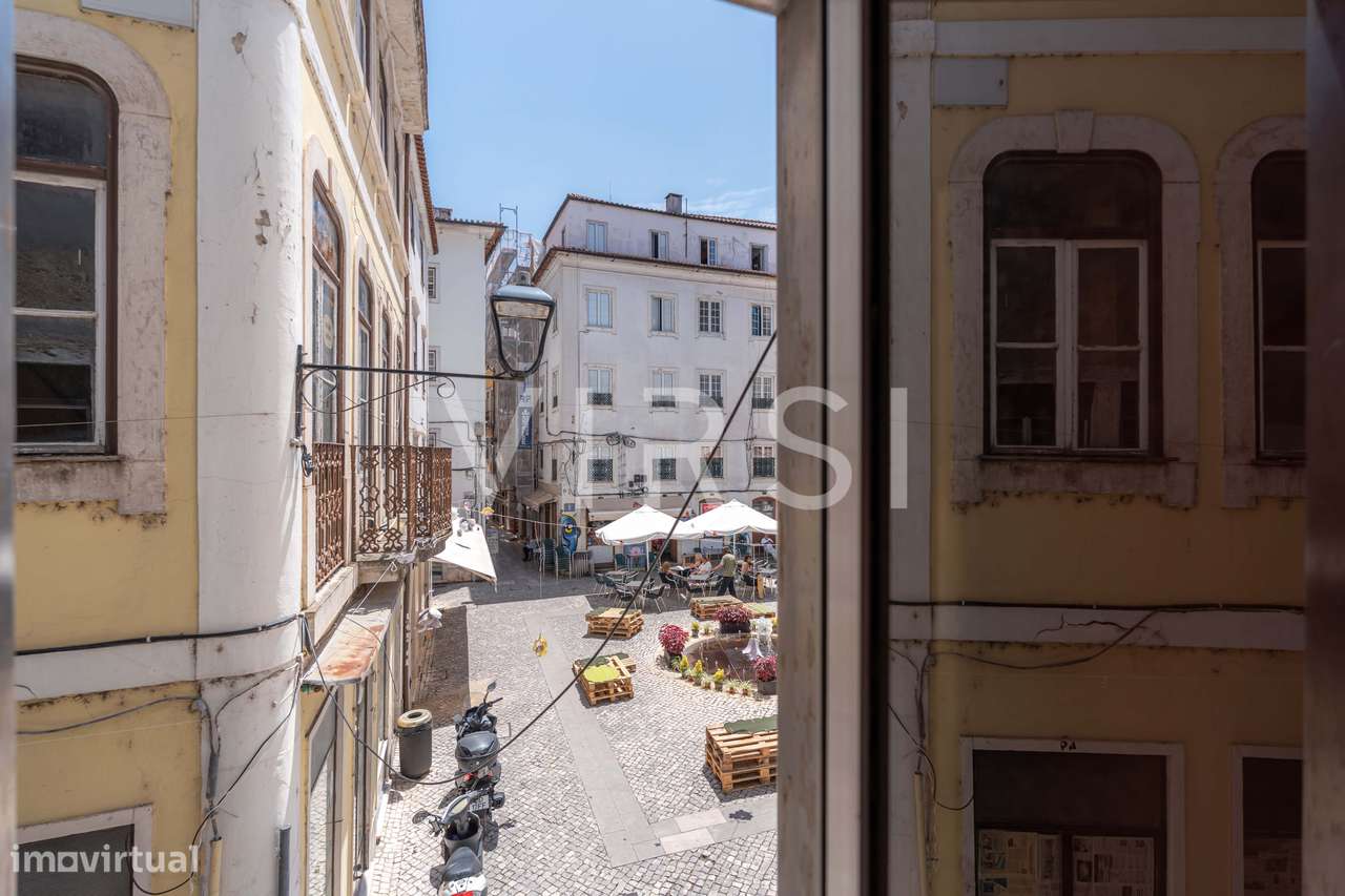 Prédio em plena baixa da cidade - centro Coimbra-9