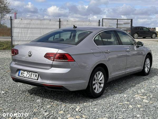 Volkswagen Passat 2.0 TDI EVO Business - 9