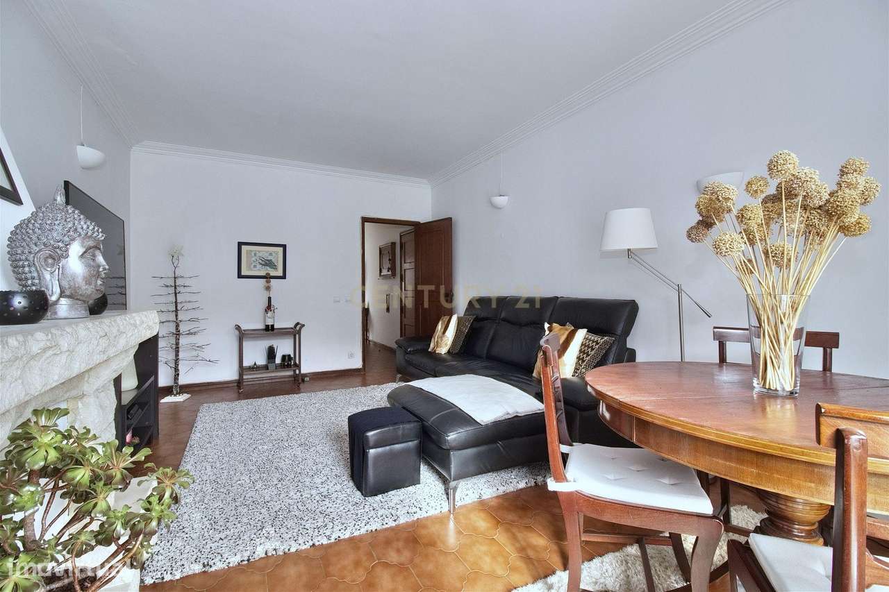 Espetacular Apartamento T2 com garagem e arrecadação no centro de Casc - Grande imagem: 5/20