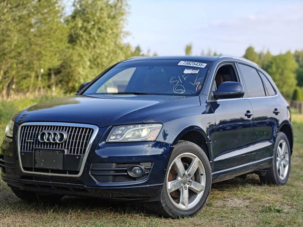 Audi Q5 8R 2.0 TFSI quattro tiptronic 2011
